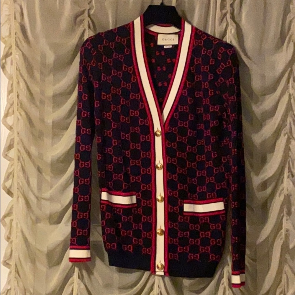 Top - Picture 2 of 11